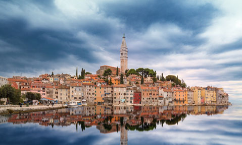 Explore the beautiful architecture of Croatia, Montenegro and Venice onan Adriatic yacht charter