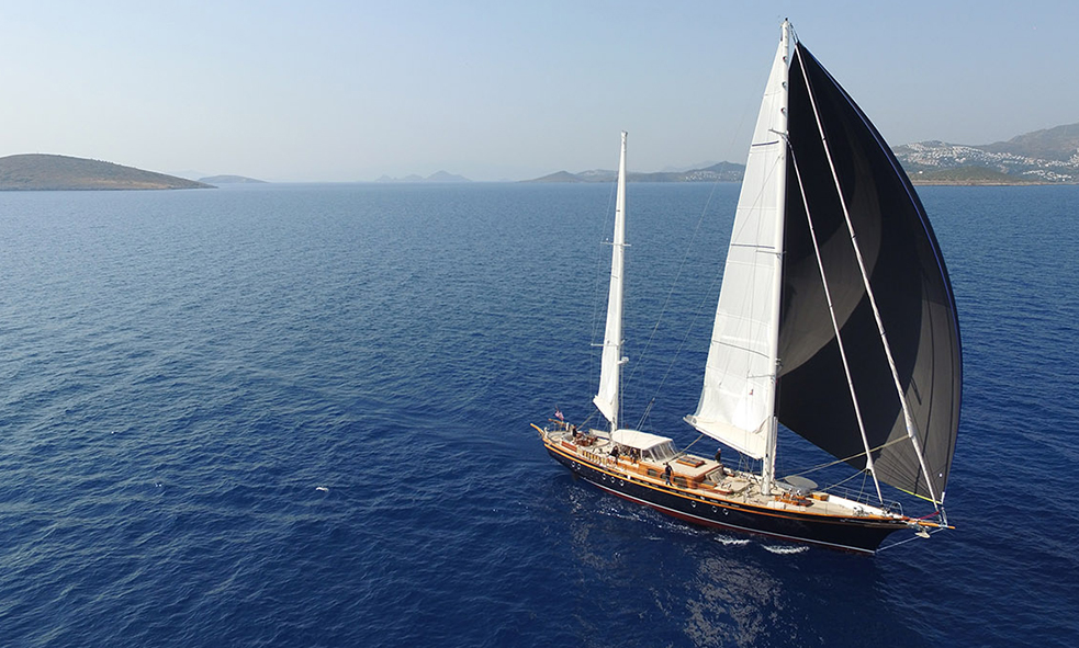 sailing yacht for charter in coast of turkey