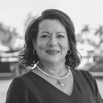 Susan Young | Accountant | Fort Lauderdale | Fraser