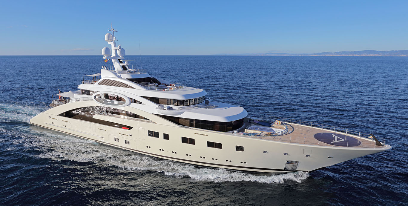 yacht to buy