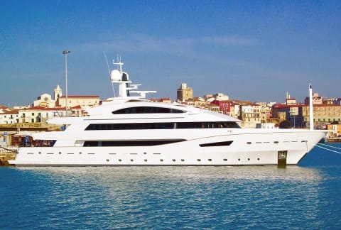 BEATRIX motor yacht for charter by FRASER, built by Cantieri di Termoli