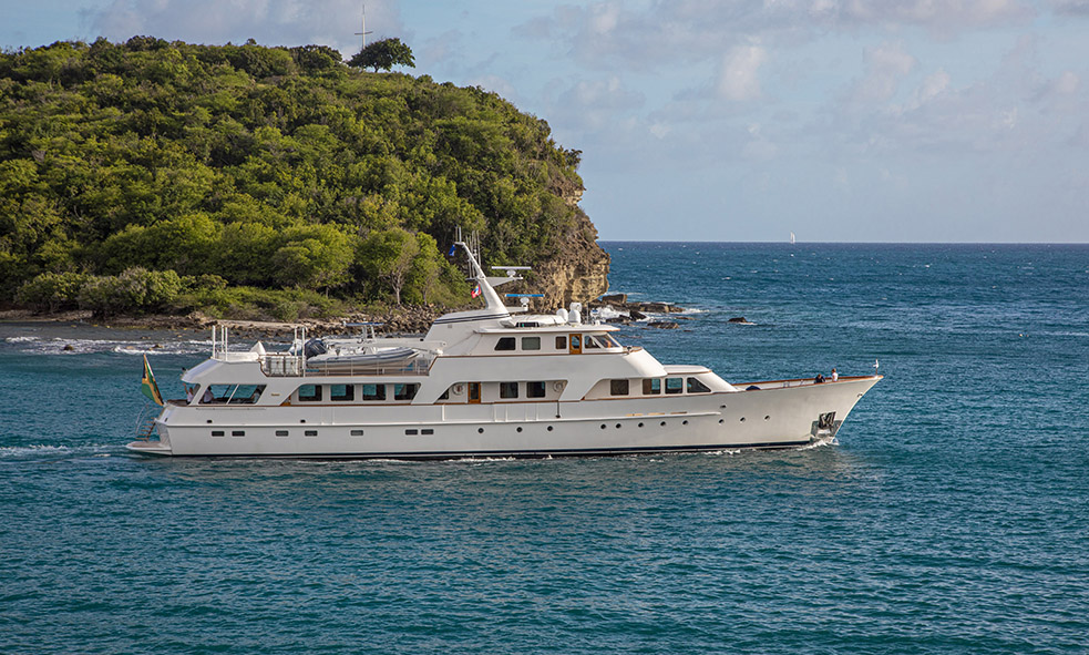 calypso-yacht-for-charter-fraser