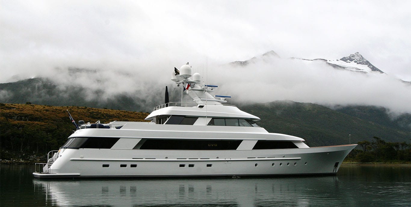 cv9 yacht