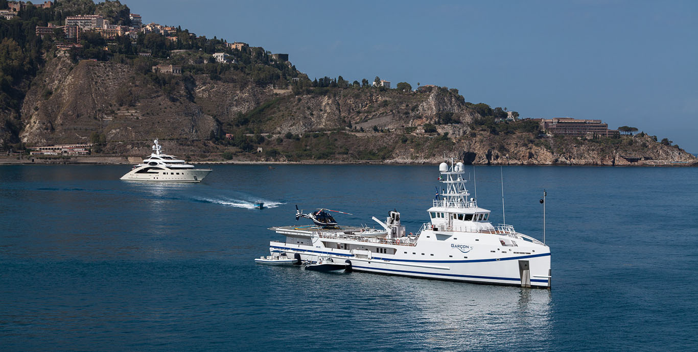 garcon yacht for sale