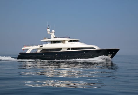 LADY SOUL motor yacht for charter by FRASER, built by Ferretti Custom Line