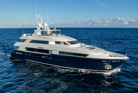 STATUS QUO motor yacht for sale by FRASER, built by Horizon
