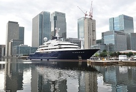 london-2012-olympics-hosts-worlds-most-expensive-superyachts-2